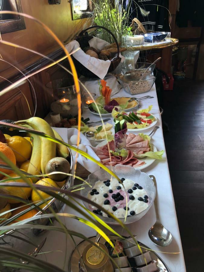 Segelschiff Loth Lorien Hotel Hamborg Eksteriør billede